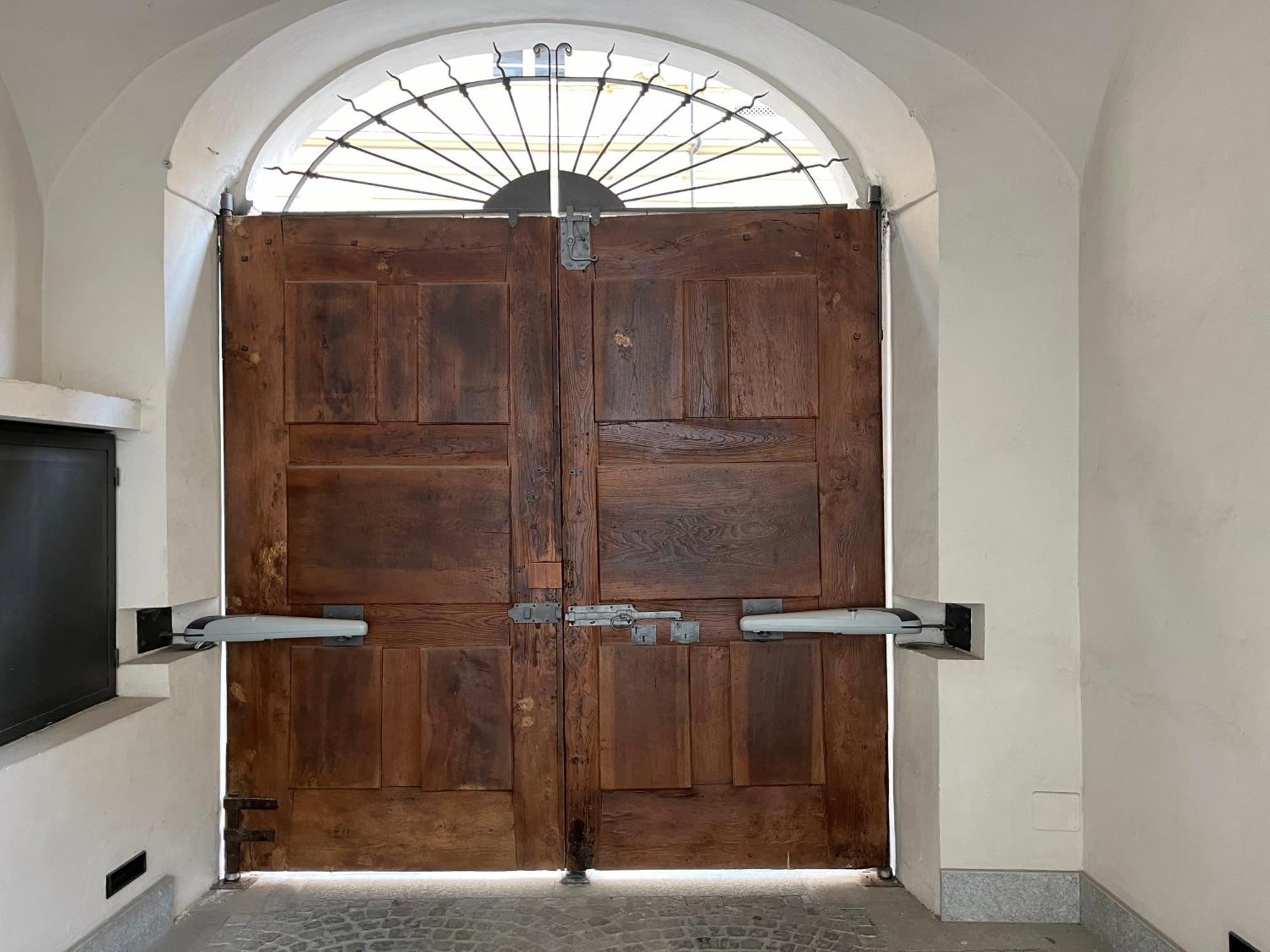 Asti Historic Center - Appartamento Trincotto Екстериор снимка