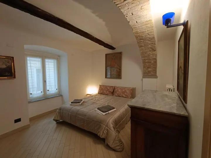 Asti Historic Center - Appartamento Trincotto Екстериор снимка